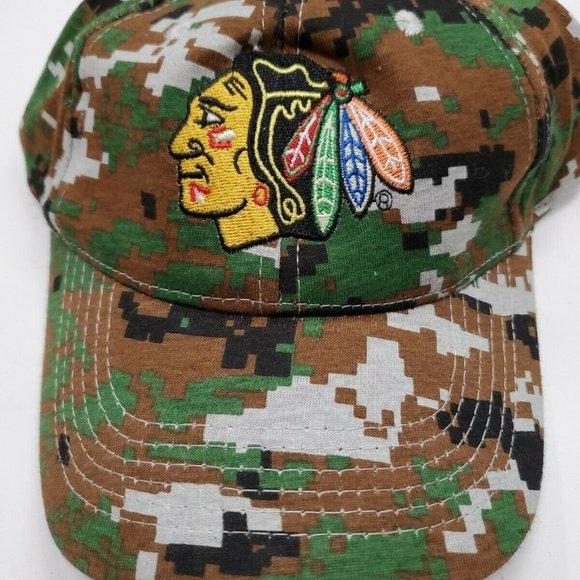 NWOT Chicago Blackhawks Hockey Camp Adjustable Hat - Picture 1 of 9